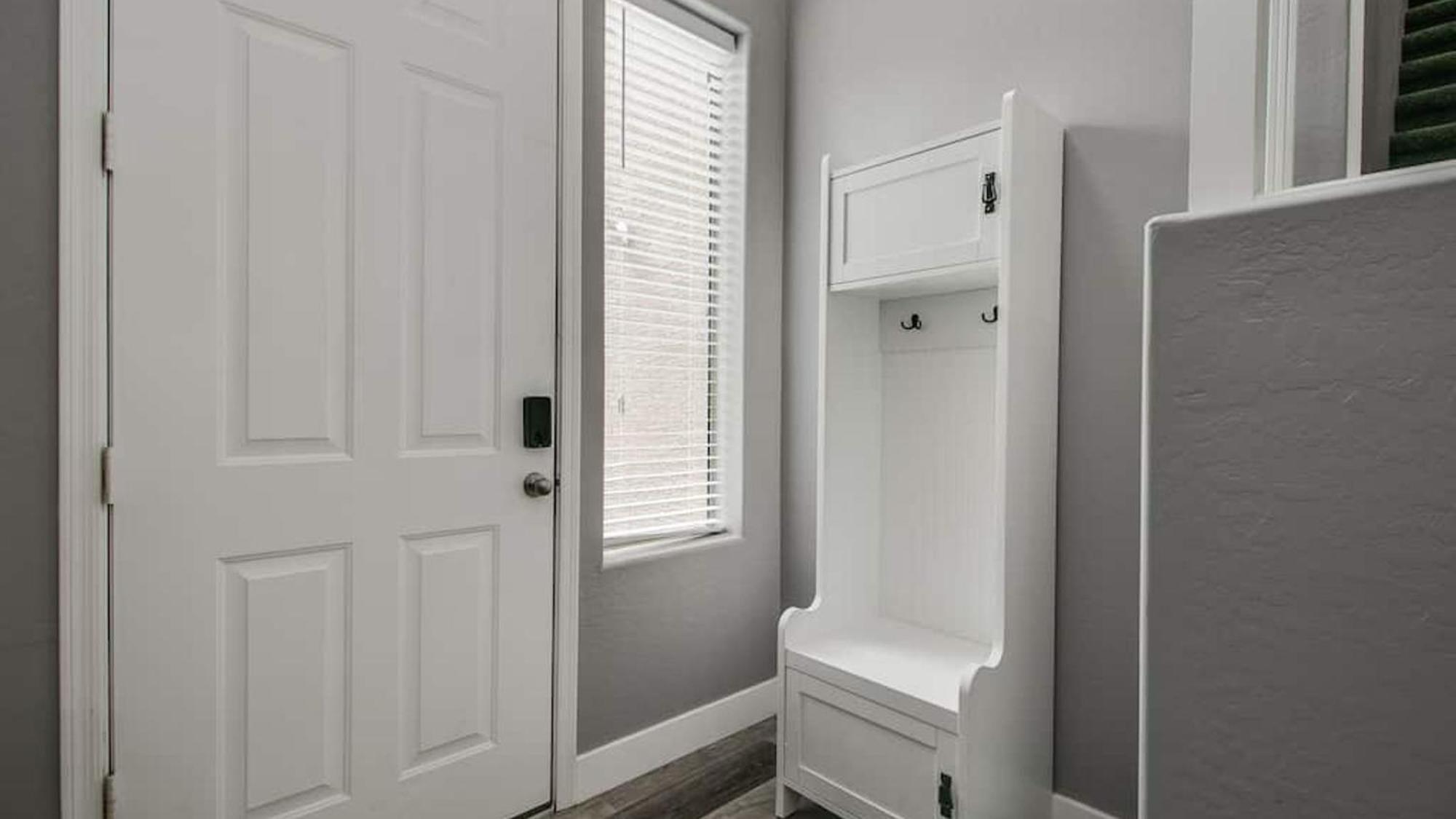 3 Bdrm Townhouse Wgarage In Gated Complex Holiday home *