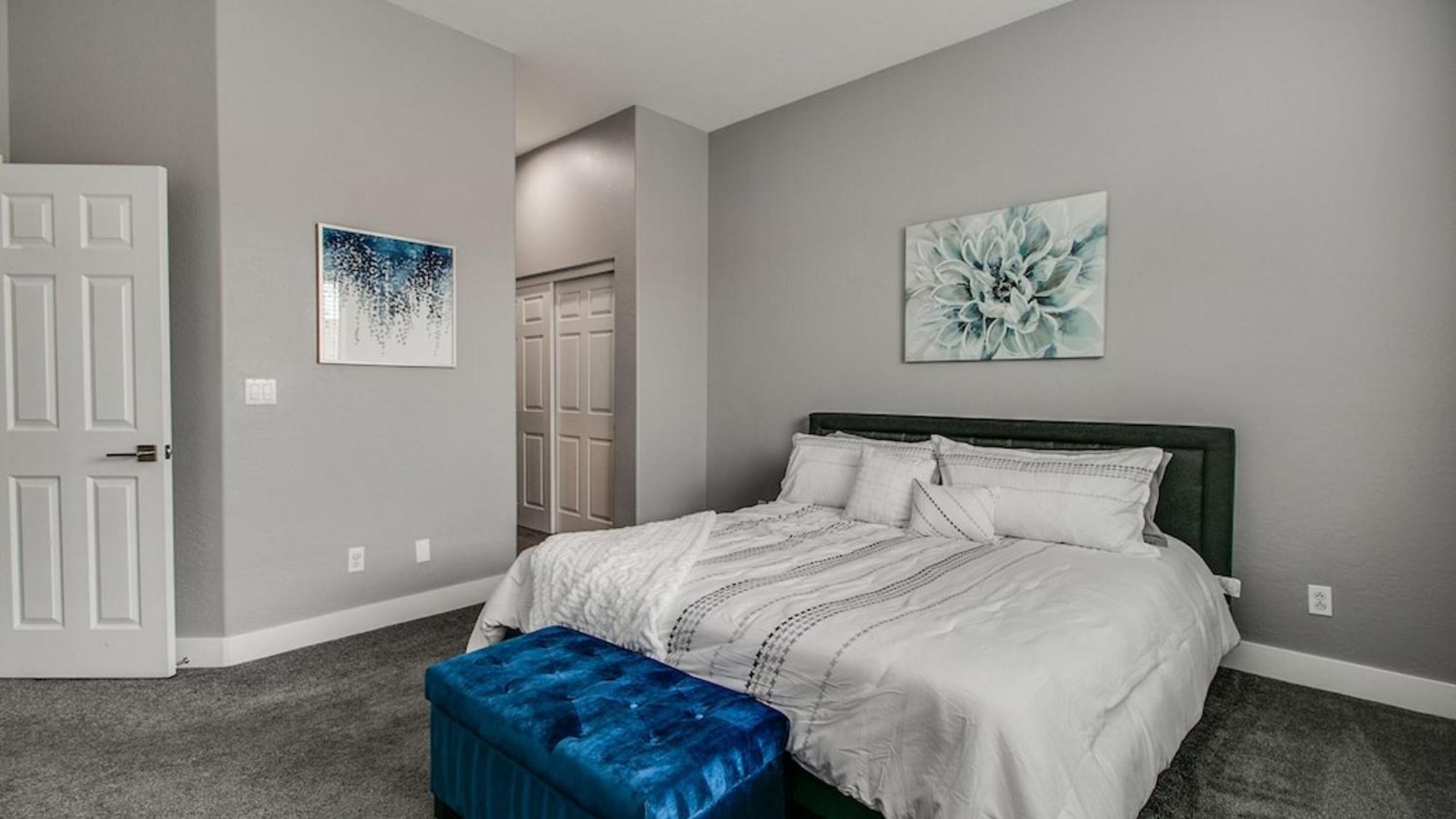 3 Bdrm Townhouse Wgarage In Gated Complex Holiday home Phoenix
